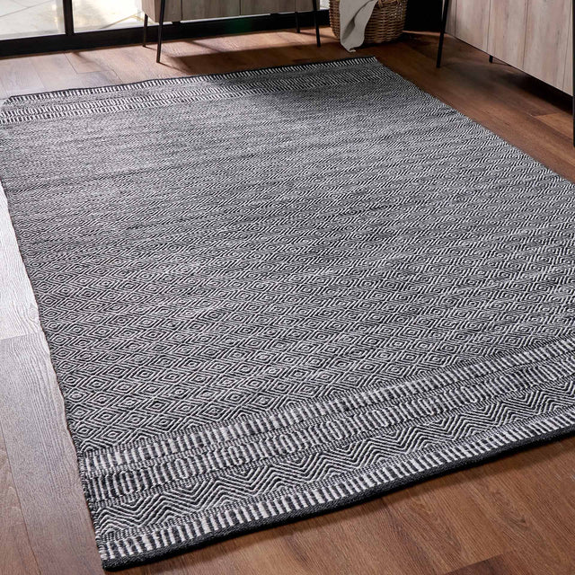 Indoor Outdoor Recycled Black Inca Design Rug
