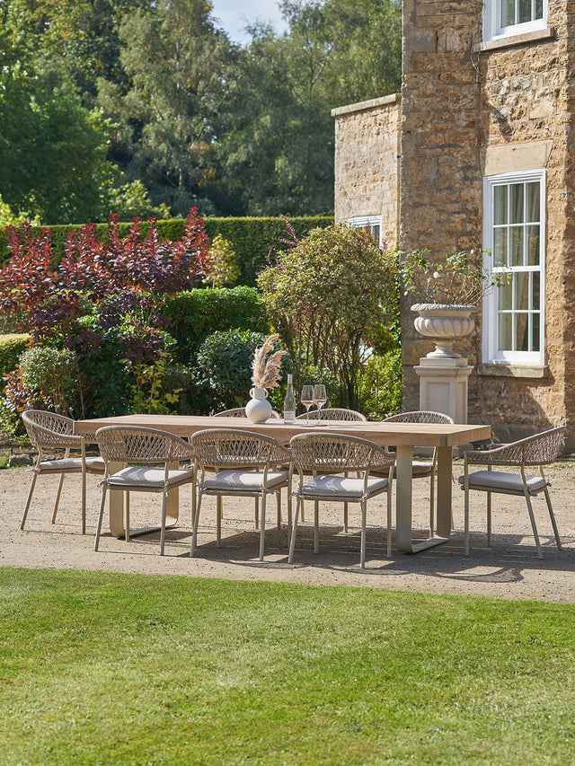 4 Best Garden Dining Sets for British Weather in 2026