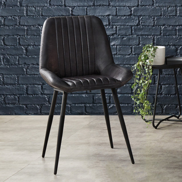 Range_Armando-Chair