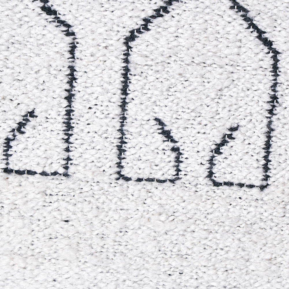 Indoor Outdoor White and Black Greek Key Design Rug