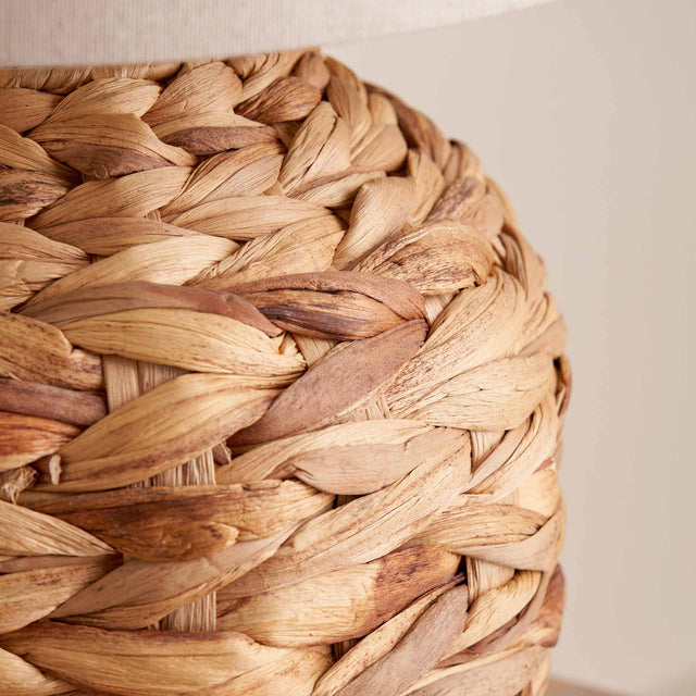 Zada Water Hyacinth Table Lamp