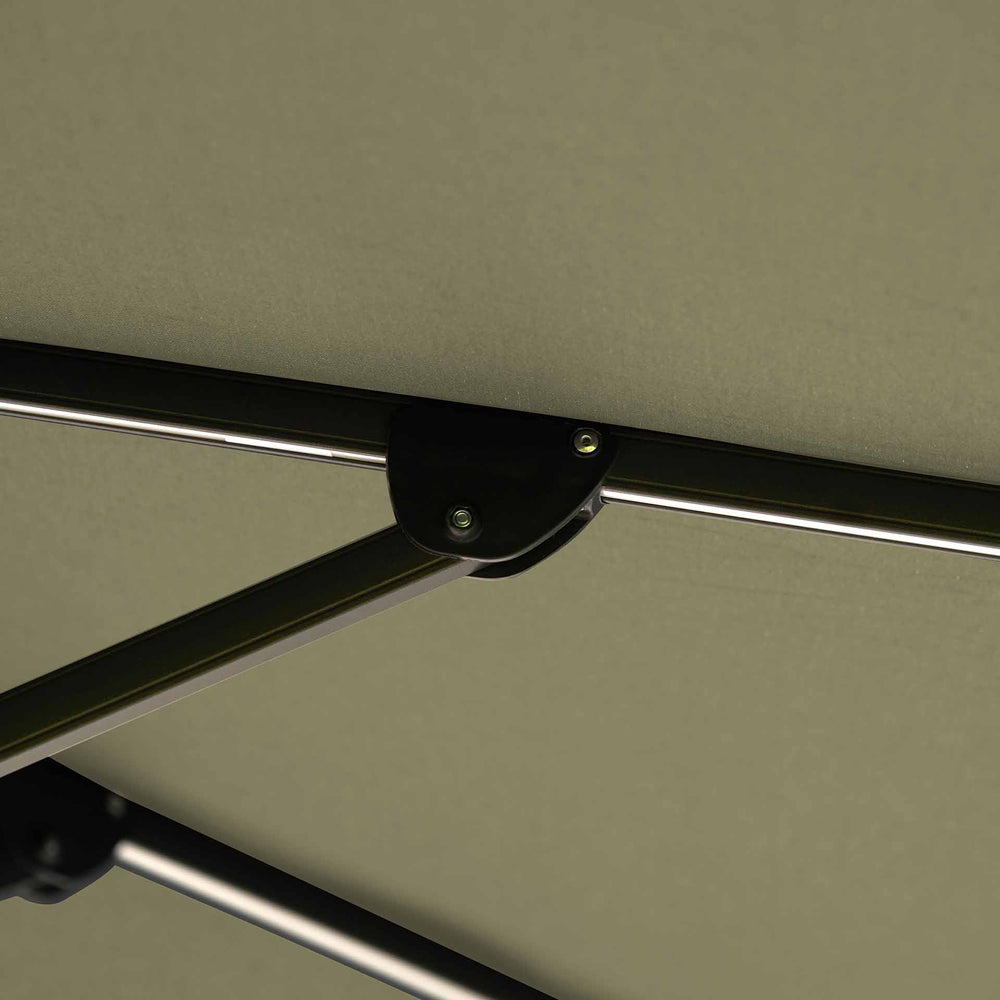 Platinum Glow Challenger Premium Lush Green 3m Square Parasol