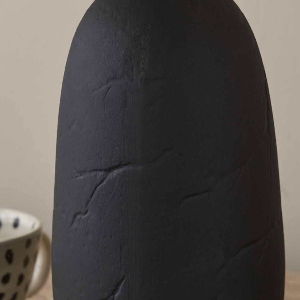 Avery Black Vintage Textured Ceramic Table Lamp