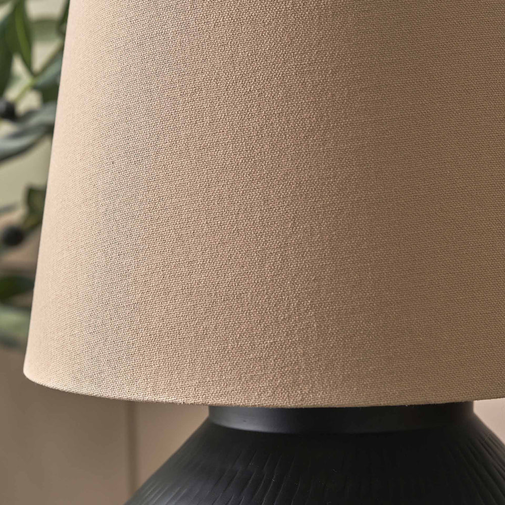 Palmer Black Hammered Diamond Table Lamp