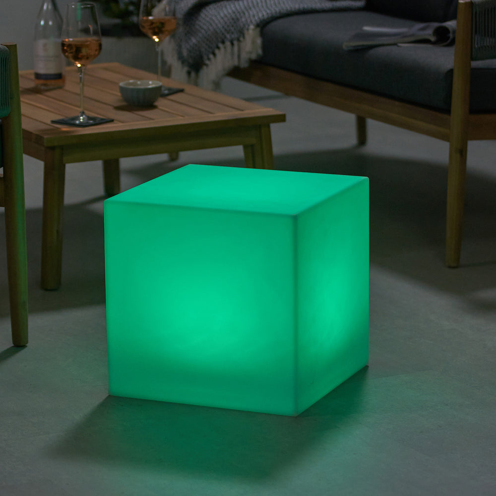 Titan Large Outdoor Cube Light