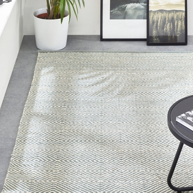 Ruma Jhana Sky Grey Rug | Rūma